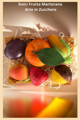 Composizione di Frutta Martorana artigianale in forme e colori assortiti