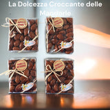 Confezioni di croccante artigianale alle mandorle con fiocco in rafia