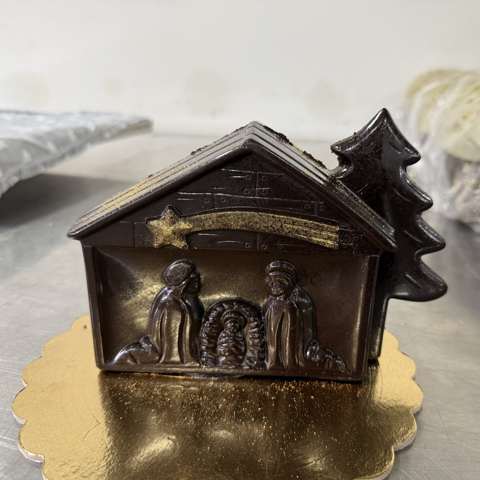 Presepe di cioccolato fondente