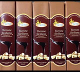 Confezioni di torrone siciliano ricoperto al cioccolato fondente